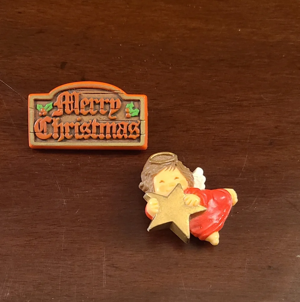 Vintage Hallmark holiday pins (2)